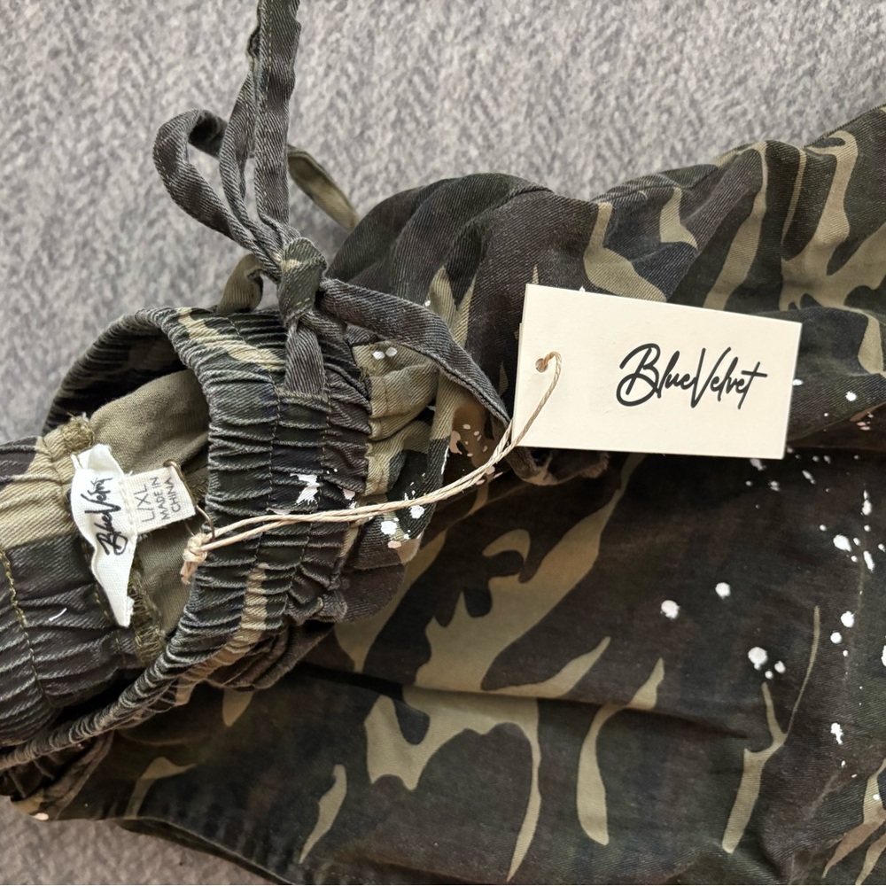 Olive Green Camouflage Wide Leg Pants with White Paint-Splatter - Picture 2 of 2